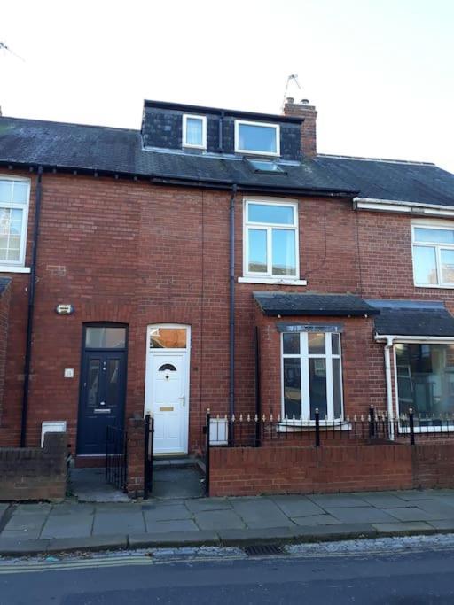 4 Bedroom Near Racecourse *