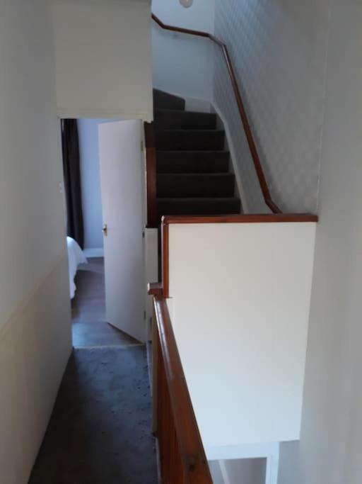 4 Bedroom Near Racecourse Apartment York